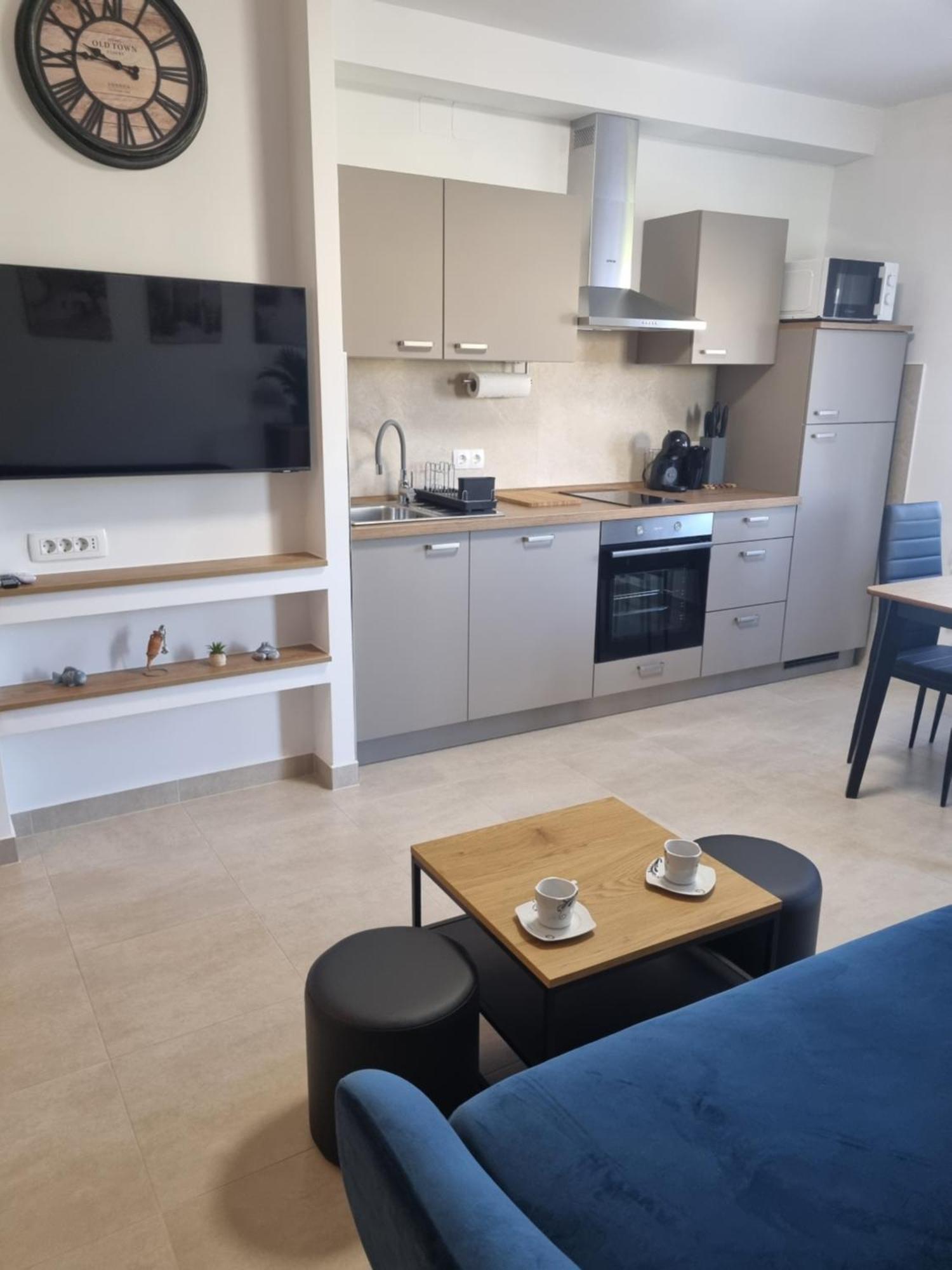 Apartment Oliva Кърк Екстериор снимка